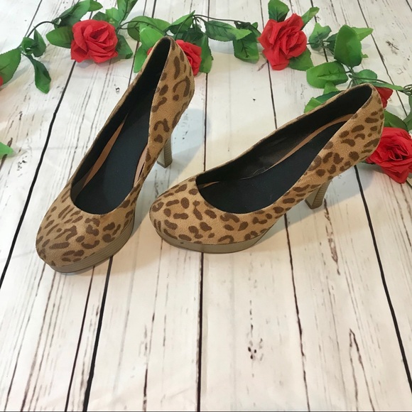 G by Guess Shoes - G by Guess Cheetah print heels size 9